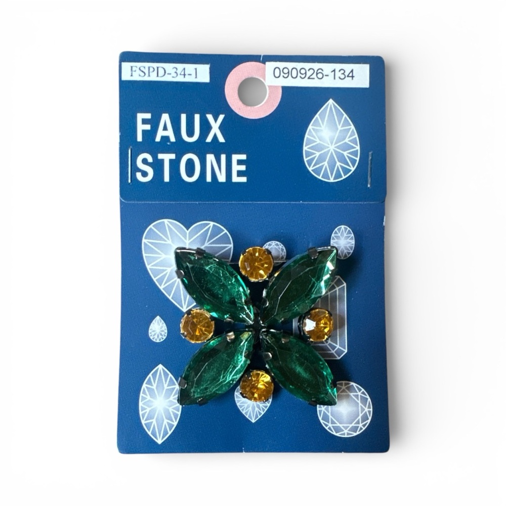Green and Yellow Faux Stone Pendant for Necklace Simulated Emerald & Topaz NWT